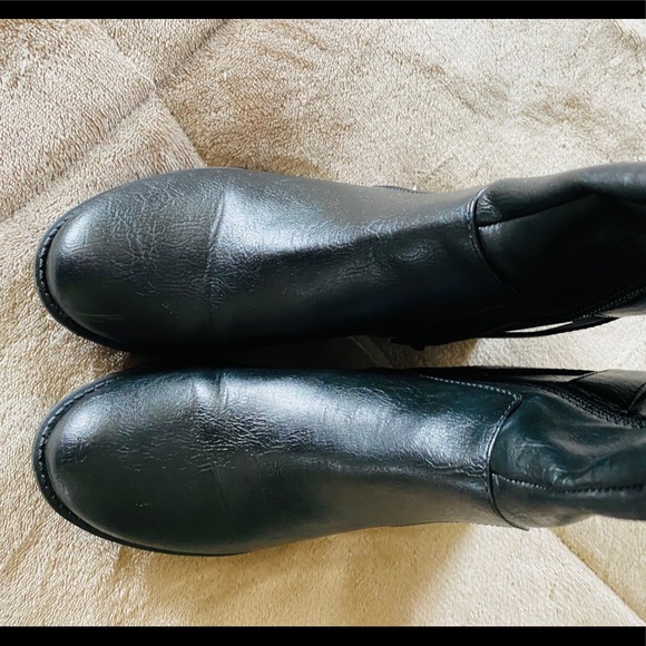 Black zipper knee high boots - Picture 3 of 5